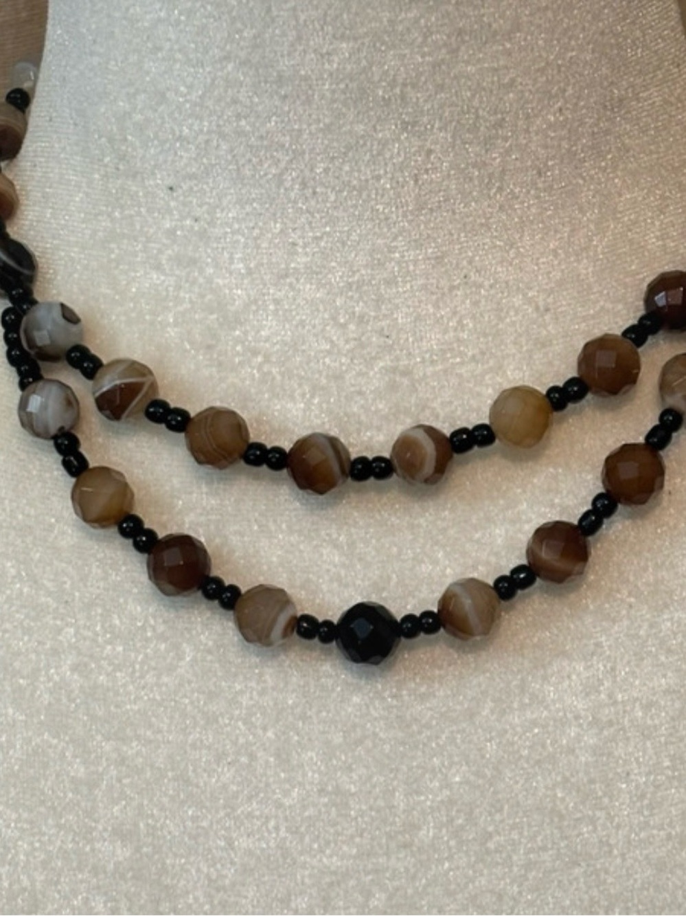 Vintage Banded Agate Necklace and Bracelet